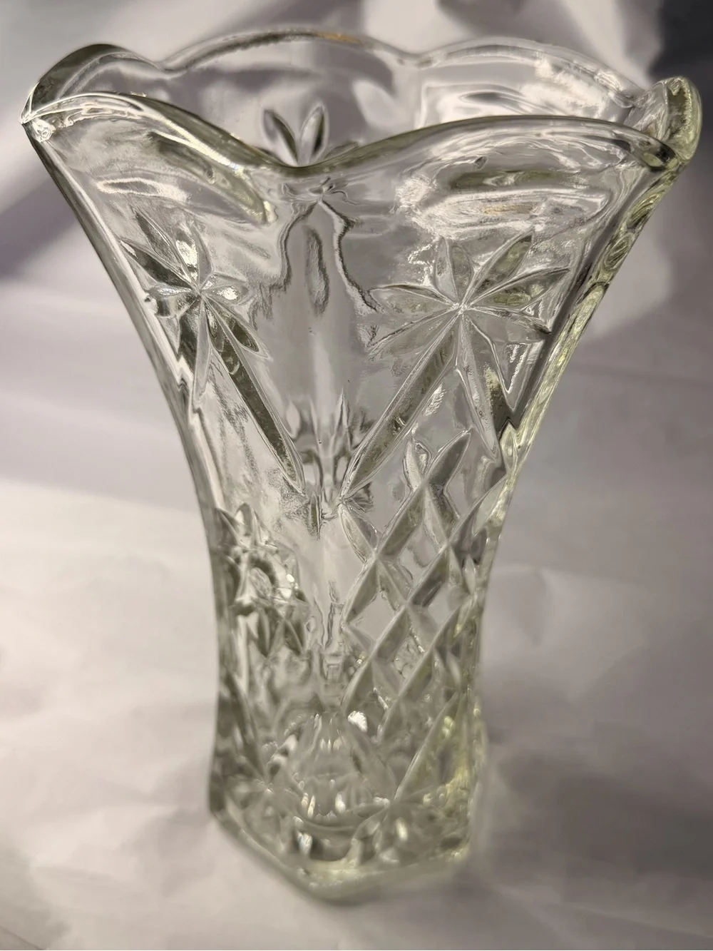 Vintage Anchor Hocking EAPC Star of David Clear Glass Vase Flared Rim